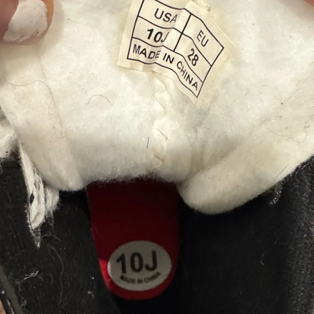 Excellent condition-CCM Black and Gray Ice Hockey Skates - Picture 4 of 4